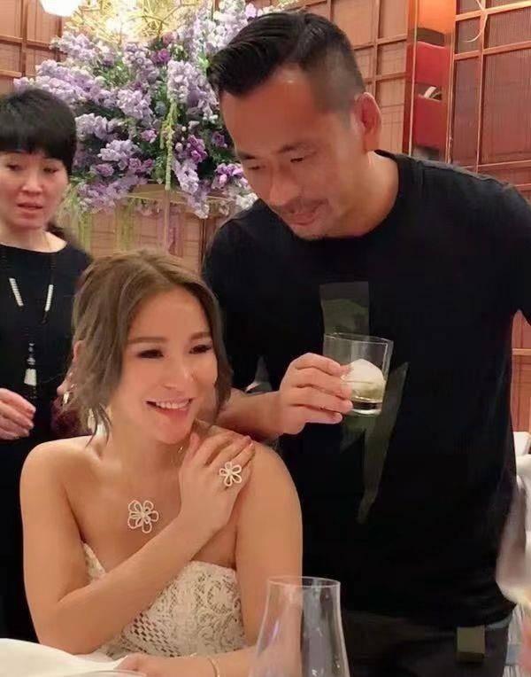 娱乐大亨吃瓜